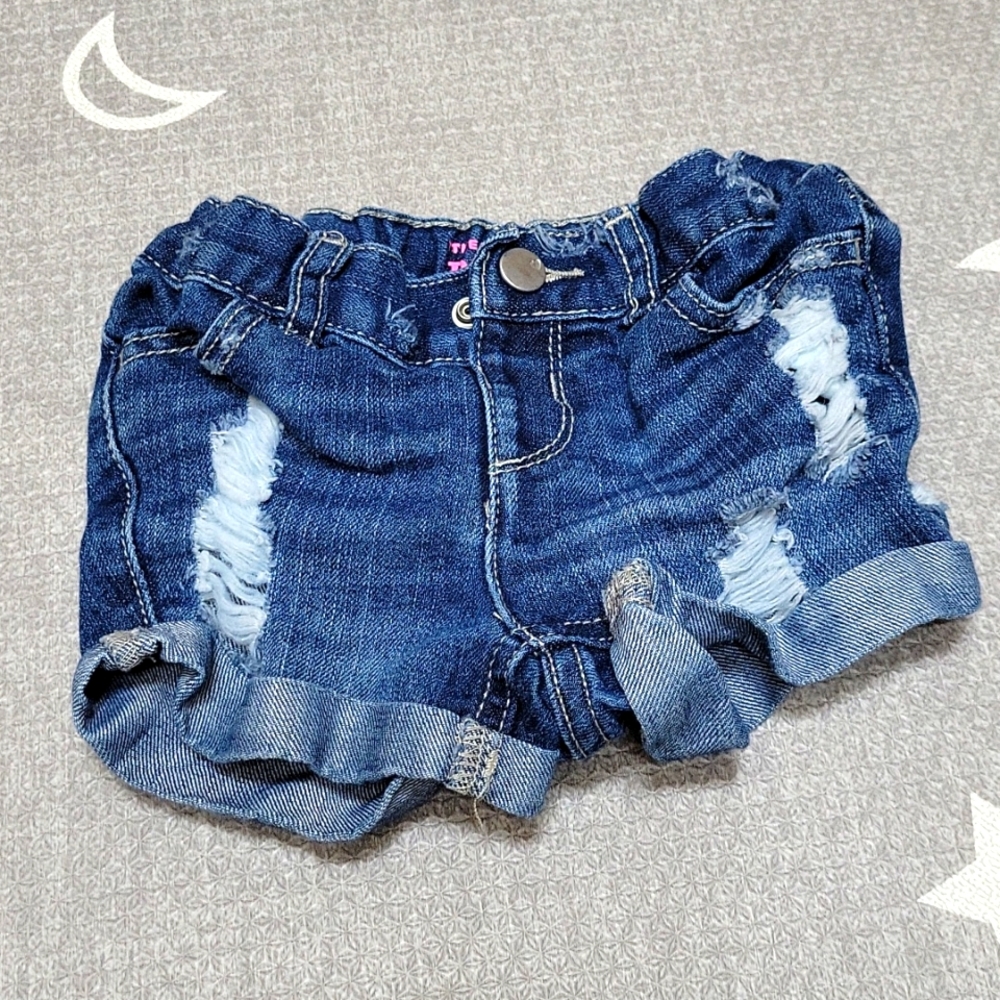 2T Distressed Jean shorts